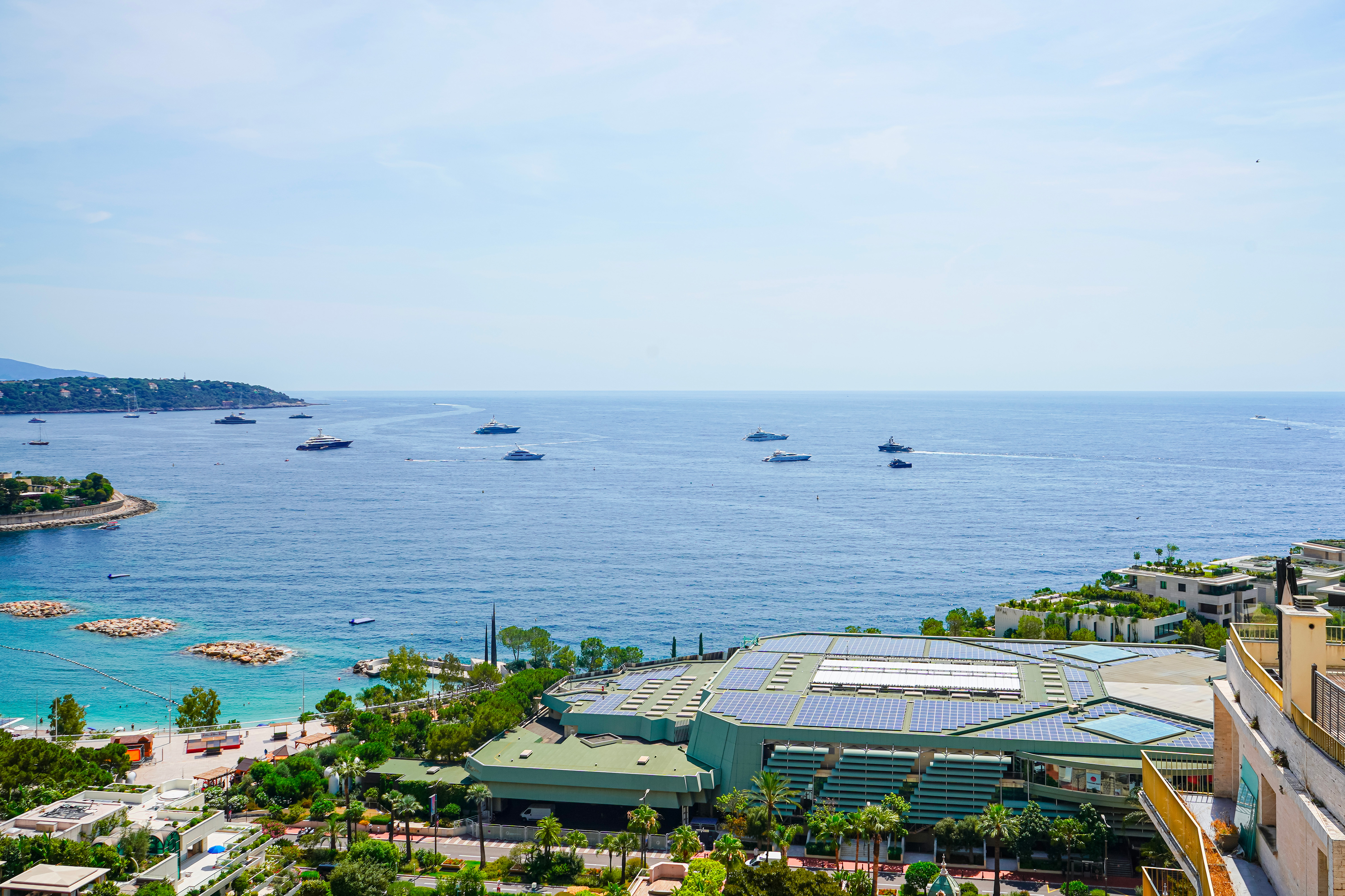 MONTE CARLO - 5 PIÈCES - CENTRE - VUE MER