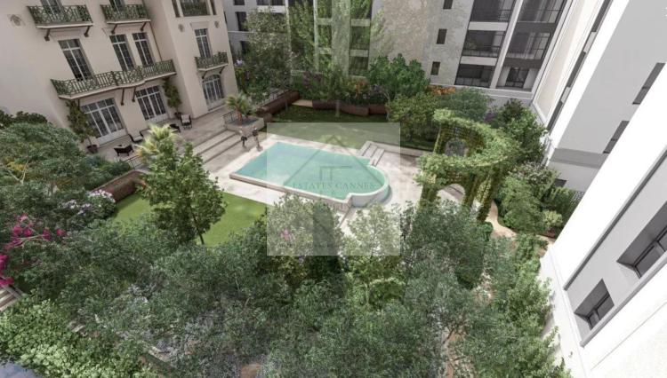 Juan-les-Pins – appartement neuf en première ligne face à la mer