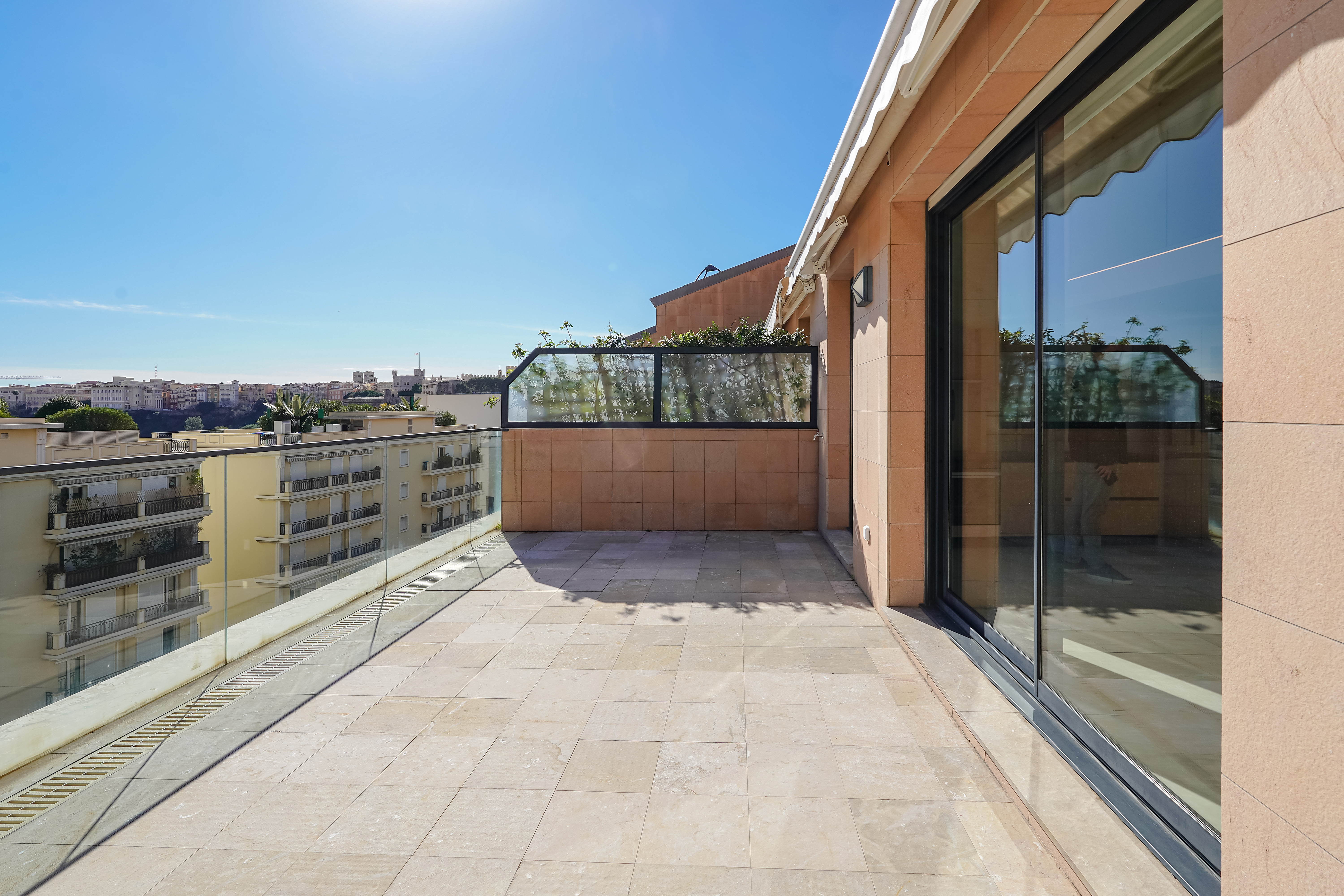eQnlu_terrasse-1741959969.jpg