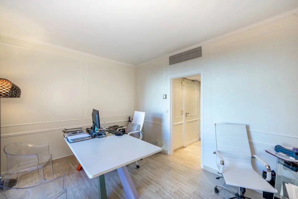 Studio à usage mixte à Carré d'Or