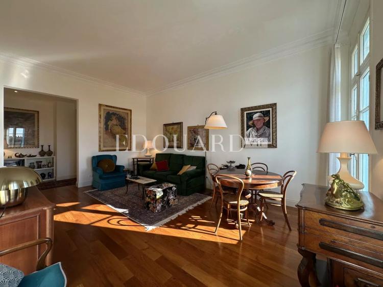 En exclusivité viager occupé sur une tête née en 1947, avec 600.000 € de bouquet plus 470 € de rente mensuelle