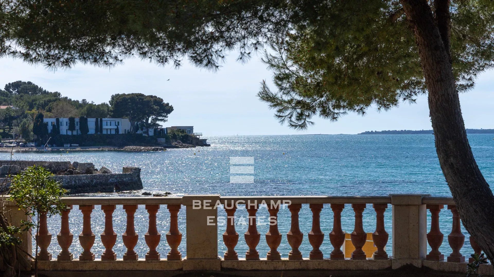 Propriété Belle Époque 8 chambres avec vue mer panoramique - Cap d'Antibes