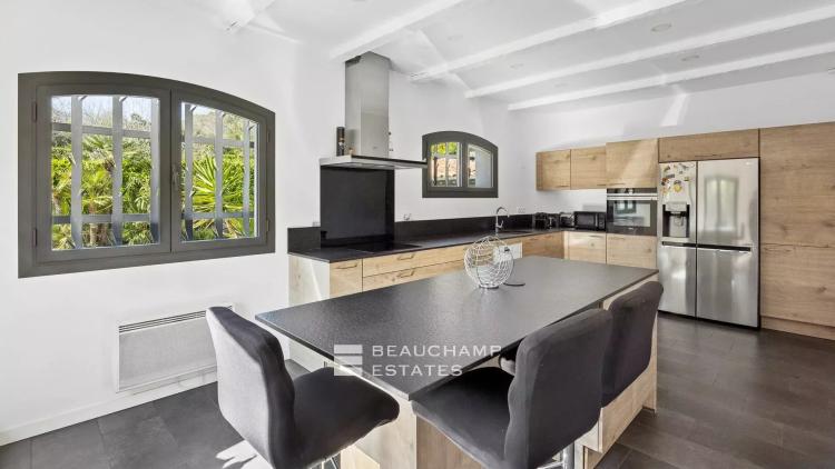 f494d1d932ab524fbcbd999fdf67f937_2989181eb4_1920-original.jpg