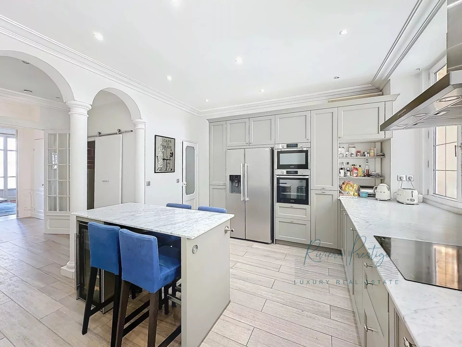 NICE – Magnifique Appartement de Prestige Belle Époque à un Étage Élevé – Environ 160m² LC