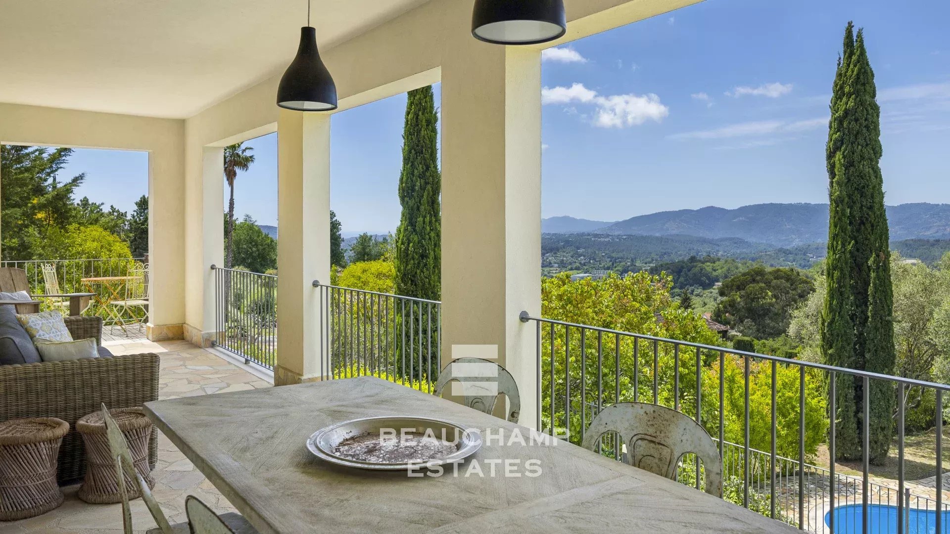 Propriété provençale en pierre 5 chambres avec vue mer - Grasse