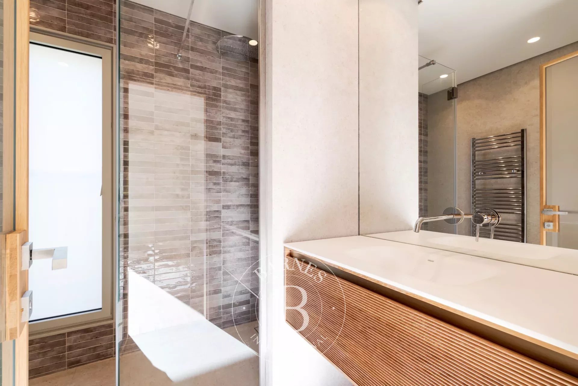 Vence - magnifique villa contemporaine neuve