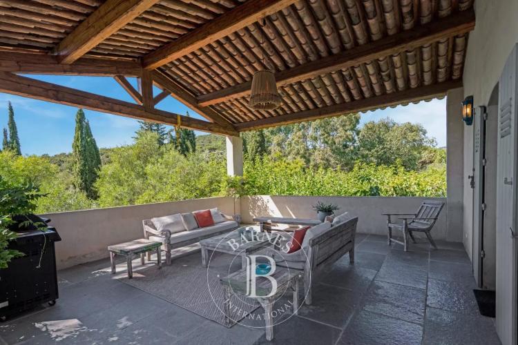 GOLFE DE SAINT TROPEZ - GRIMAUD - MAISON DE CHARME