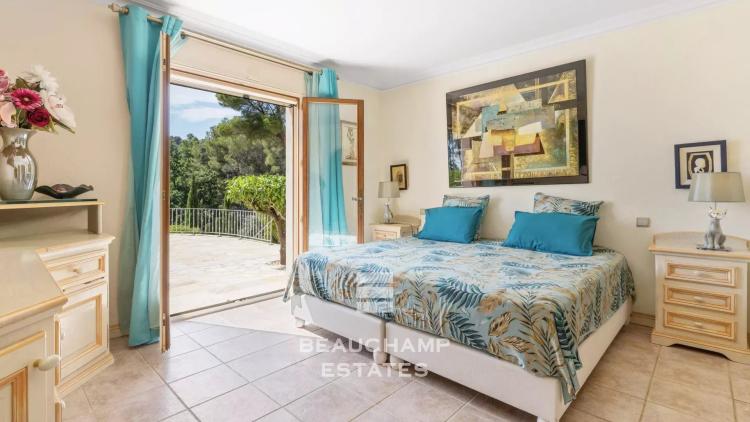 Villa plain-pied de 4 chambres avec vue panoramique - Cabris