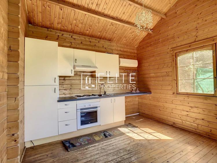 Mougins – Maison avec dépendances, garage XXL et terrain en restanques