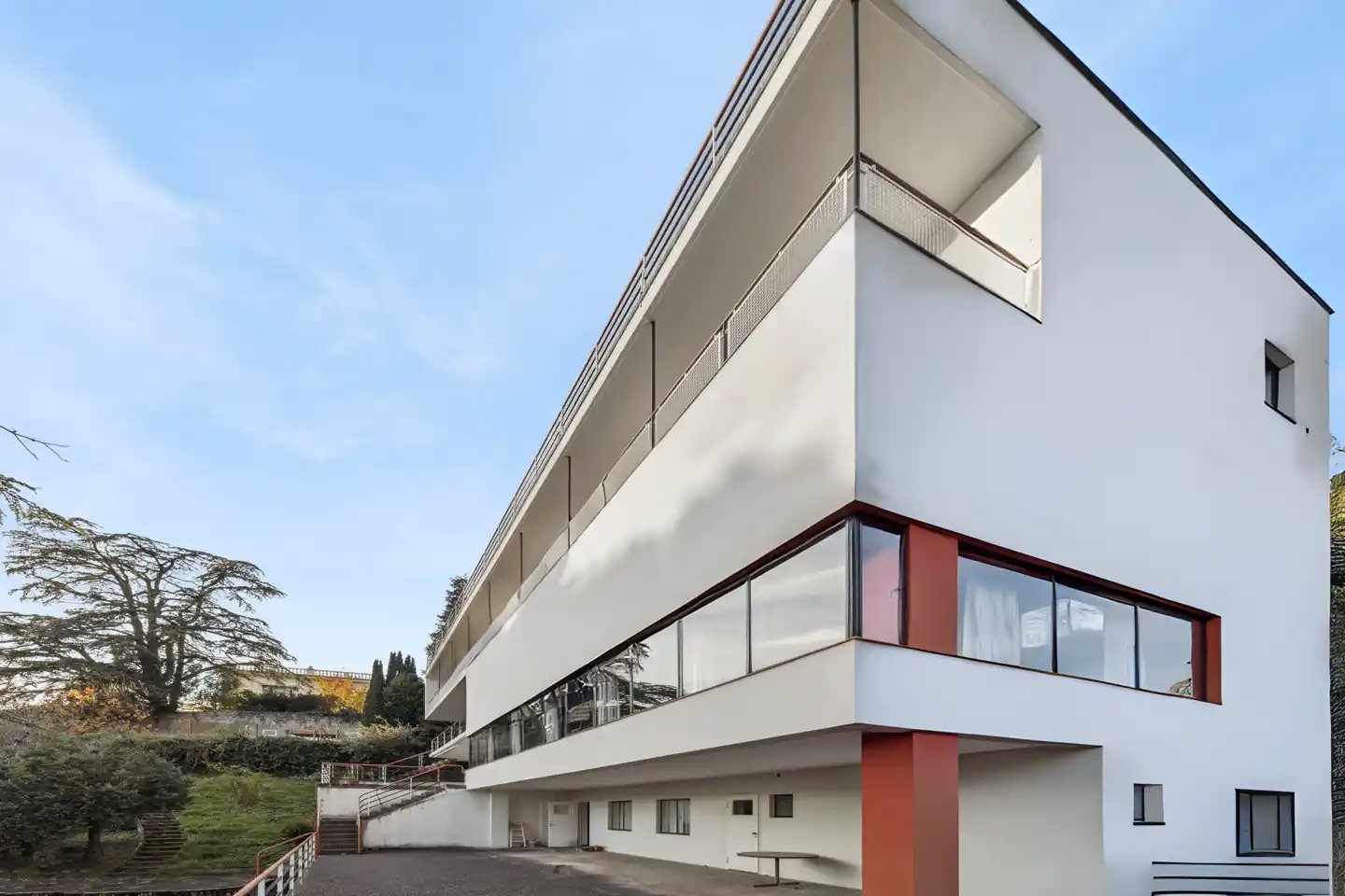 Villa Kenwin — Eine Bauhaus-Ikone am Ufer des Genfersees