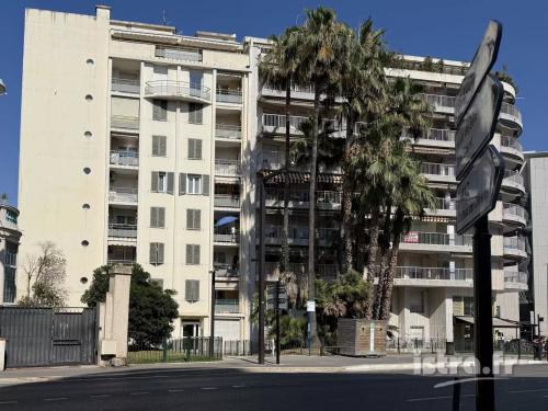 Nice France / Grosso : local à vendre