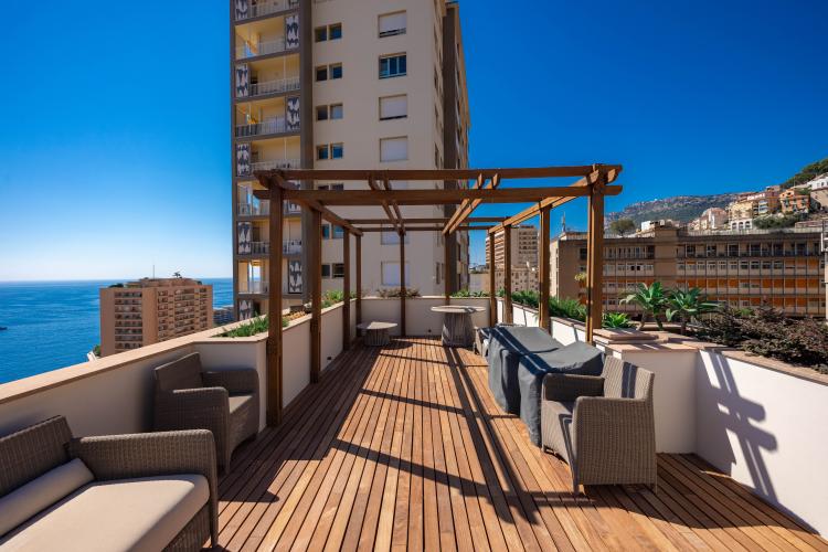MAGNIFIQUE PENTHOUSE PROCHE DES PLAGES