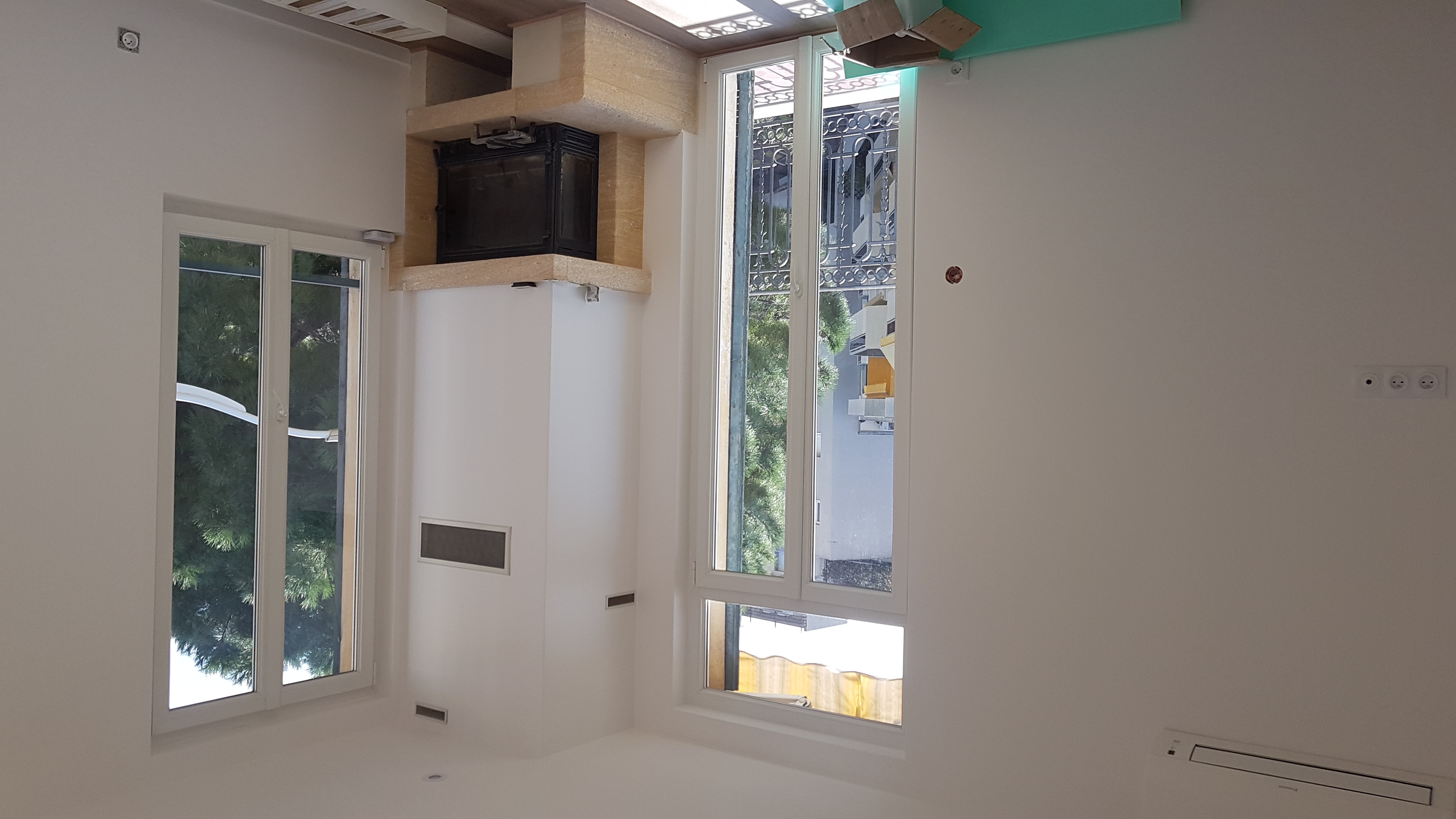 fJeqq_appartement-beausoleil_pasteur_2d_salon.jpg