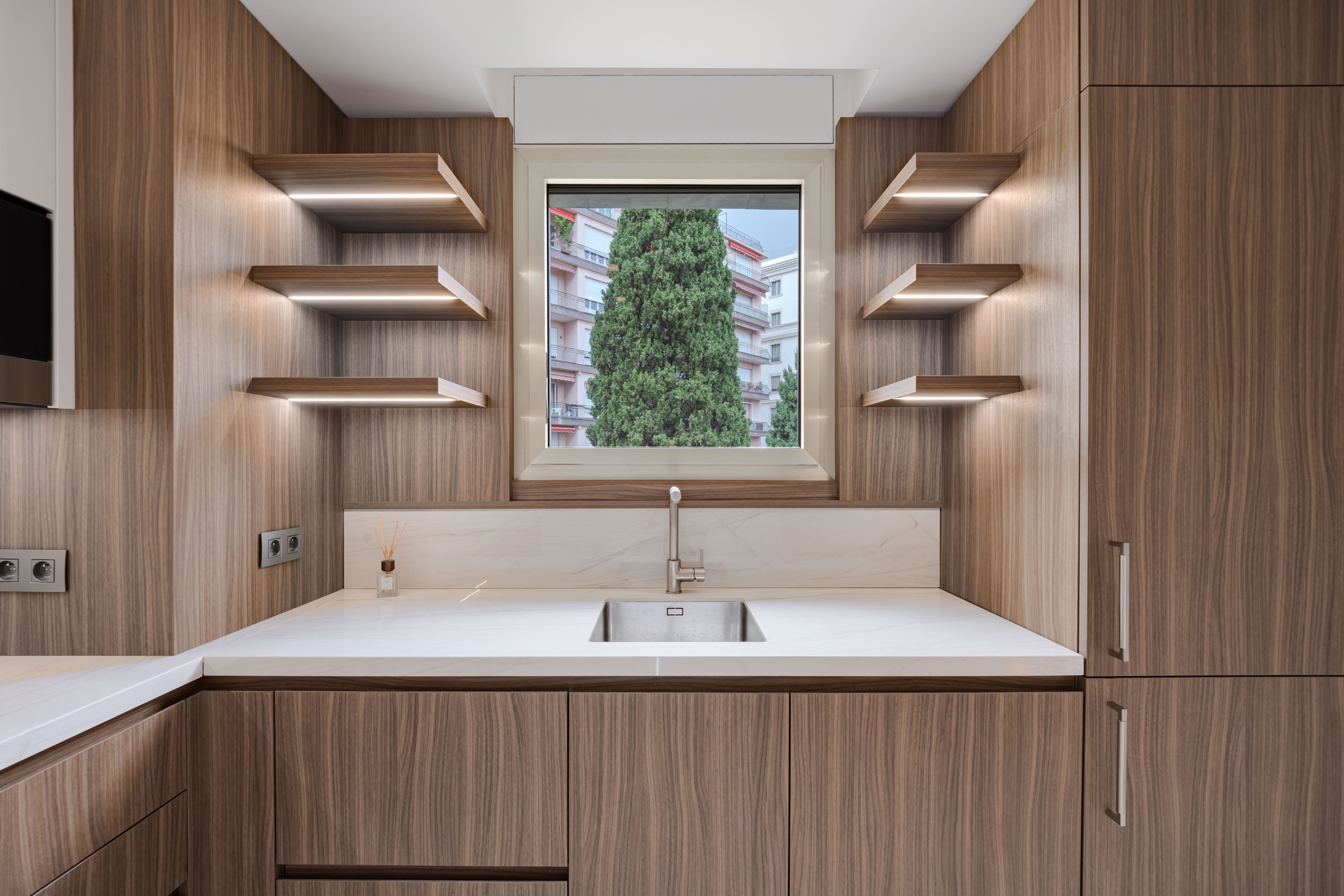 3 PIECES RENOVÉ AVEC VUE MER