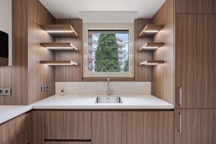 3 PIECES RENOVÉ AVEC VUE MER