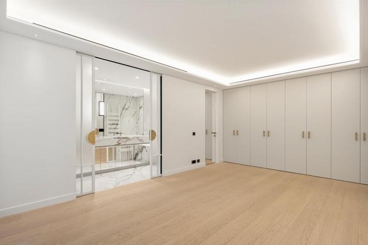 APPARTEMENT 5 PIECES DE GRAND STANDING