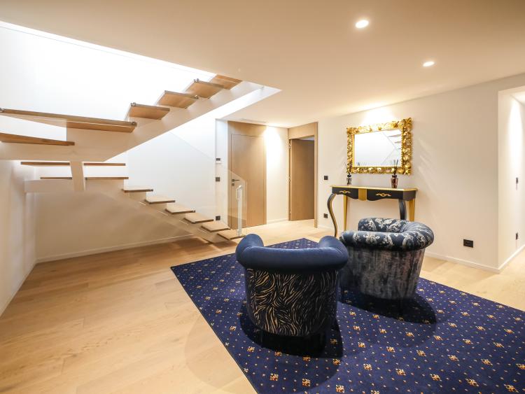 CAP MARTIN - VILLA CONTEMPORAINE - SECTEUR PRISÉ