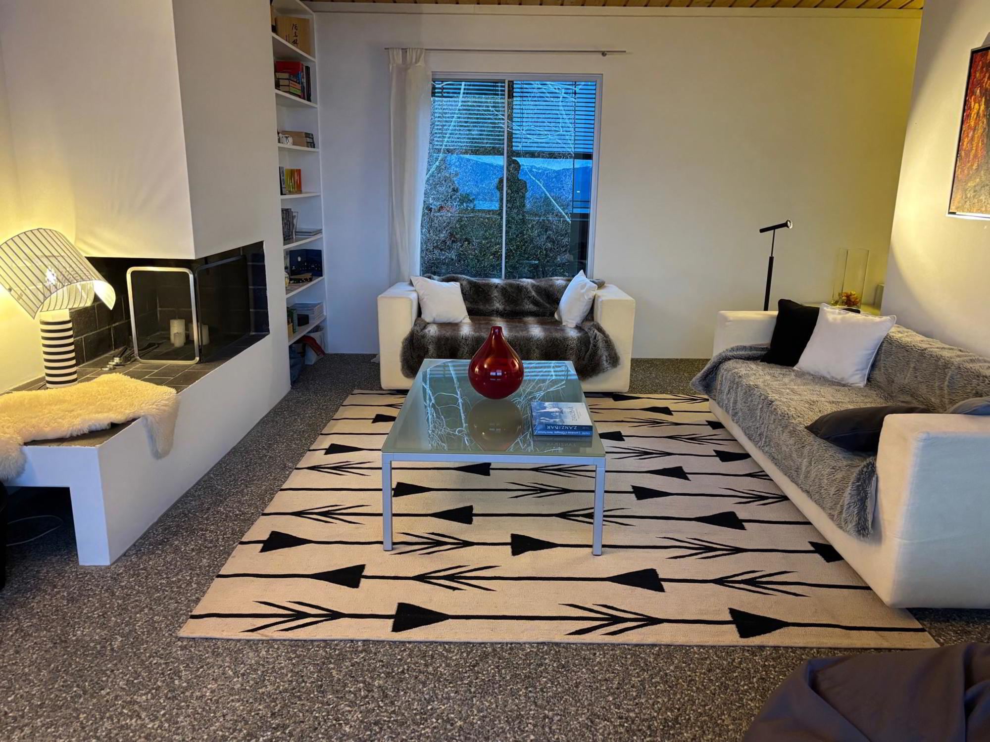 h77YQ_lookmove_236954466_4.jpg