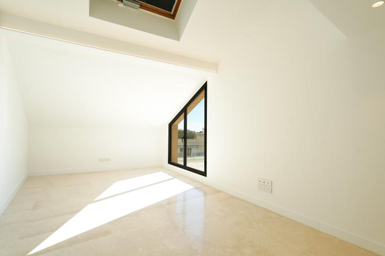 HCX6z_chambre-1741959944.jpg