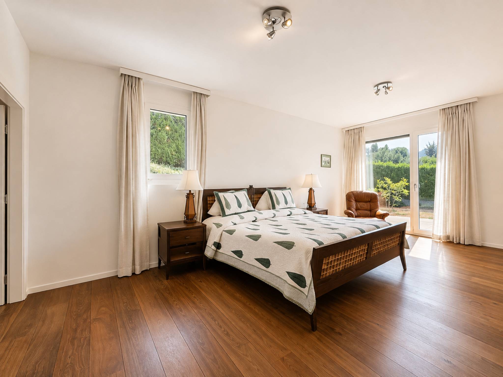 Appartement de standing de plus de 360 m2 avec vue sur le lac
