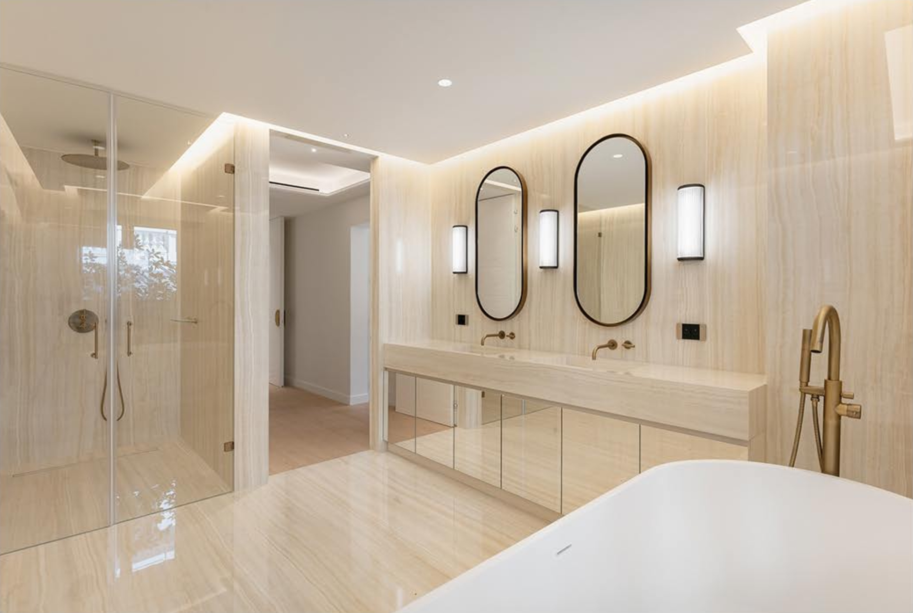 APPARTEMENT 5 PIECES DE GRAND STANDING