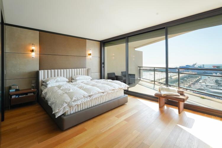 IbYA7_chambre-master-mc-star-barnes-valeri-agency-monaco-1773919056.jpg