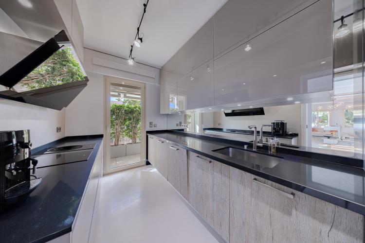 MAGNIQUE PENTHOUSE RENOVE