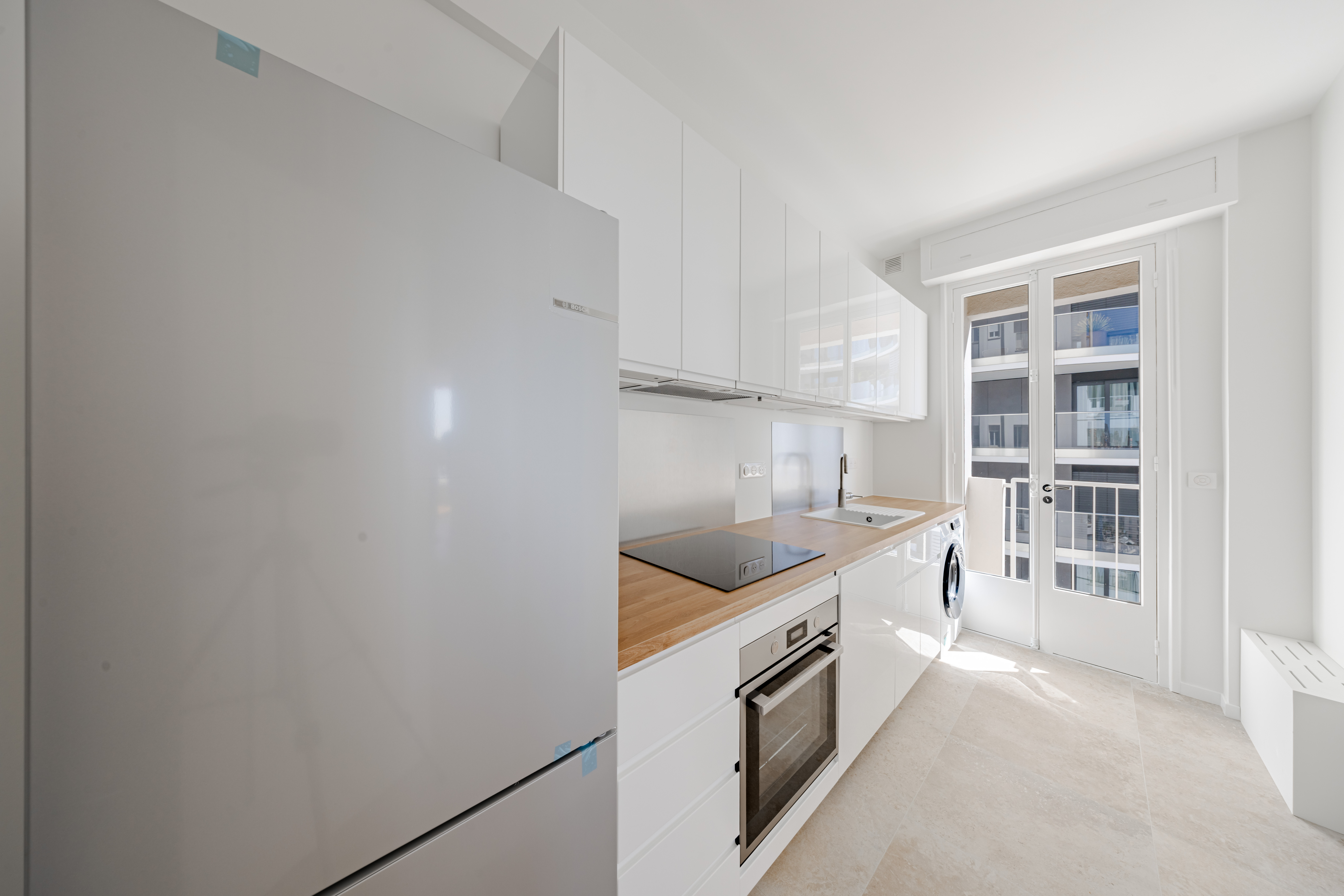 GRAND DEUX PIECES RÉNOVÉ AVEC VUE MER