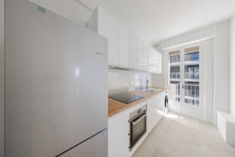 GRAND DEUX PIECES RÉNOVÉ AVEC VUE MER