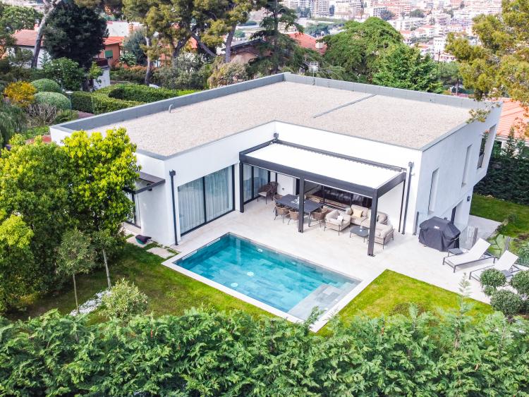 CAP MARTIN - VILLA CONTEMPORAINE - SECTEUR PRISÉ