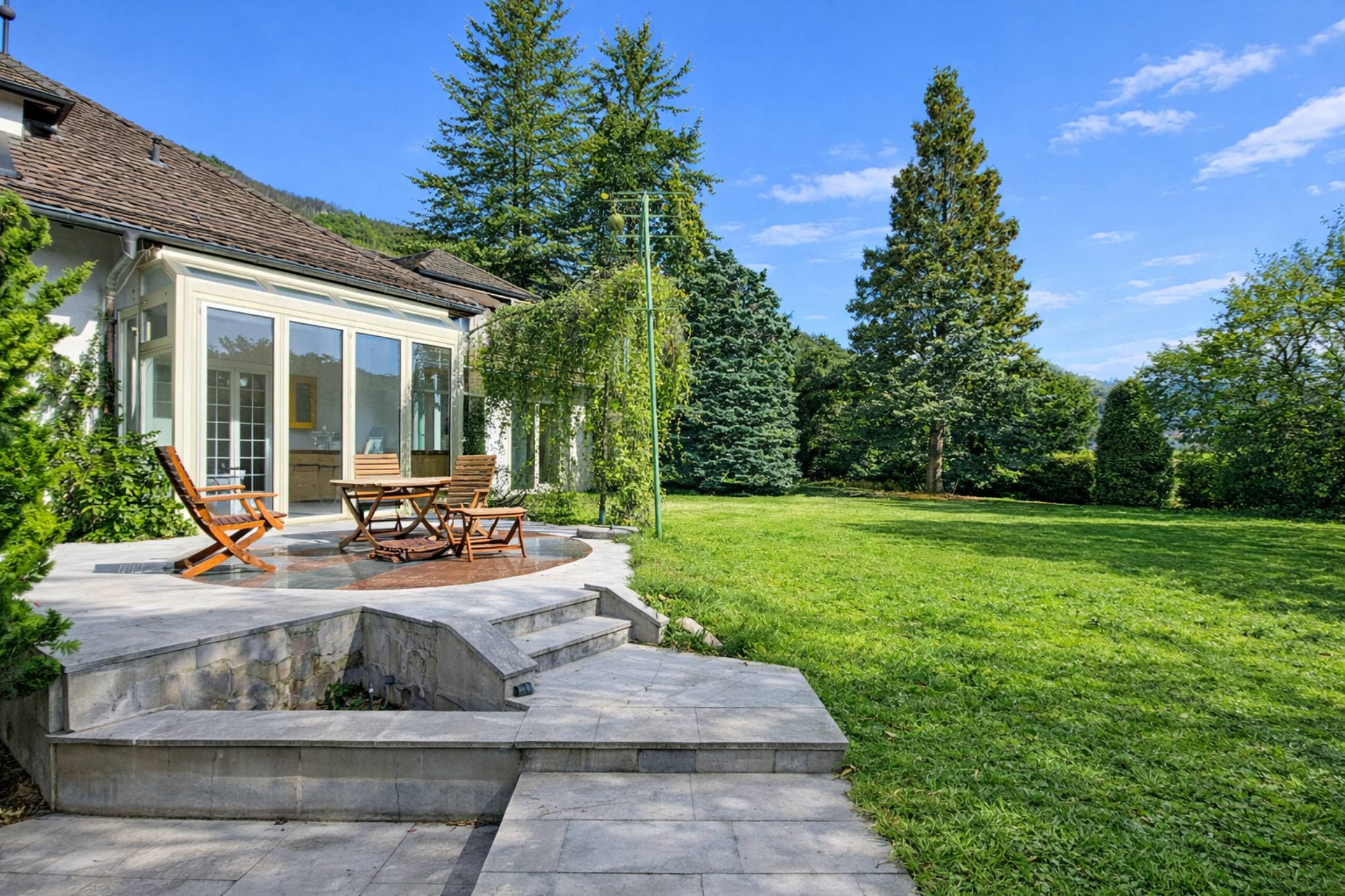 Quartier prisé ! Maison de maître + terrain constructible