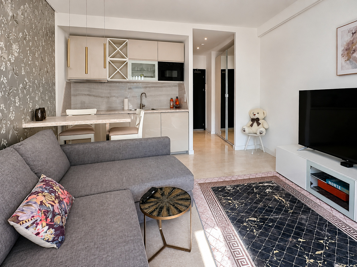 LA ROUSSE - ANNONCIADE - STUDIO EN ETAGE ELEVE
