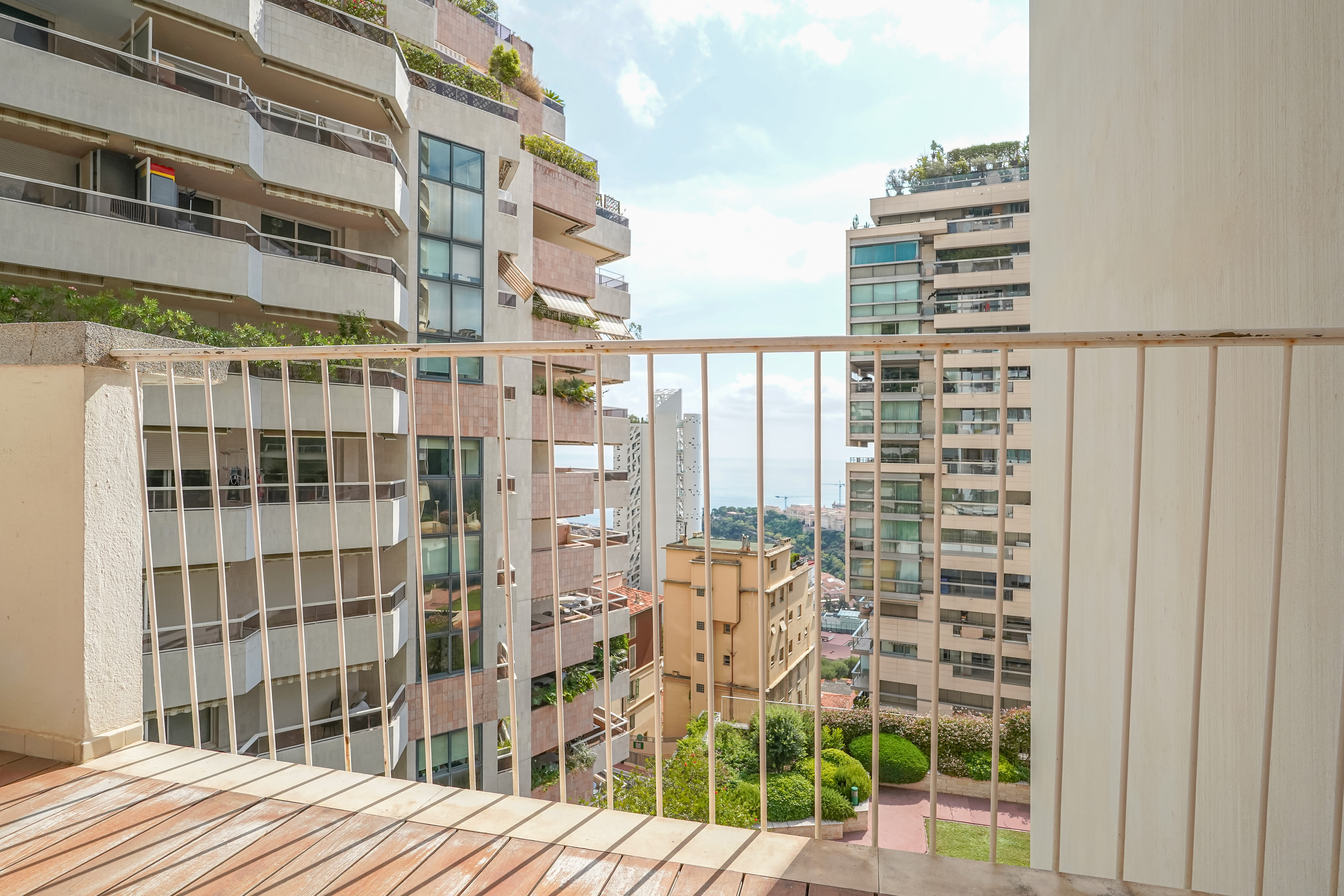msYaG_balcon-bermuda-jardin-exotique-barnes-monaco-1755784570.jpg