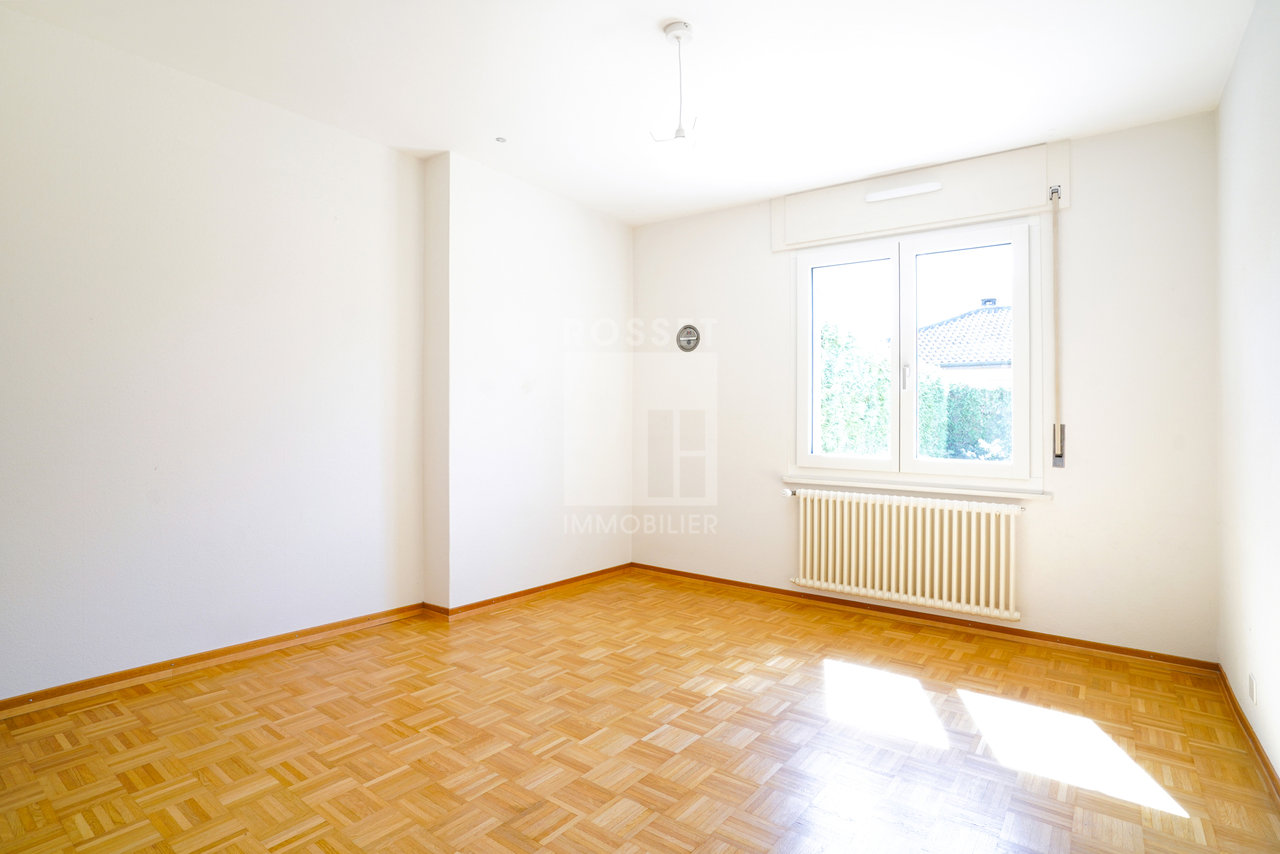 nByJ4_lookmove_236630306_5.jpg