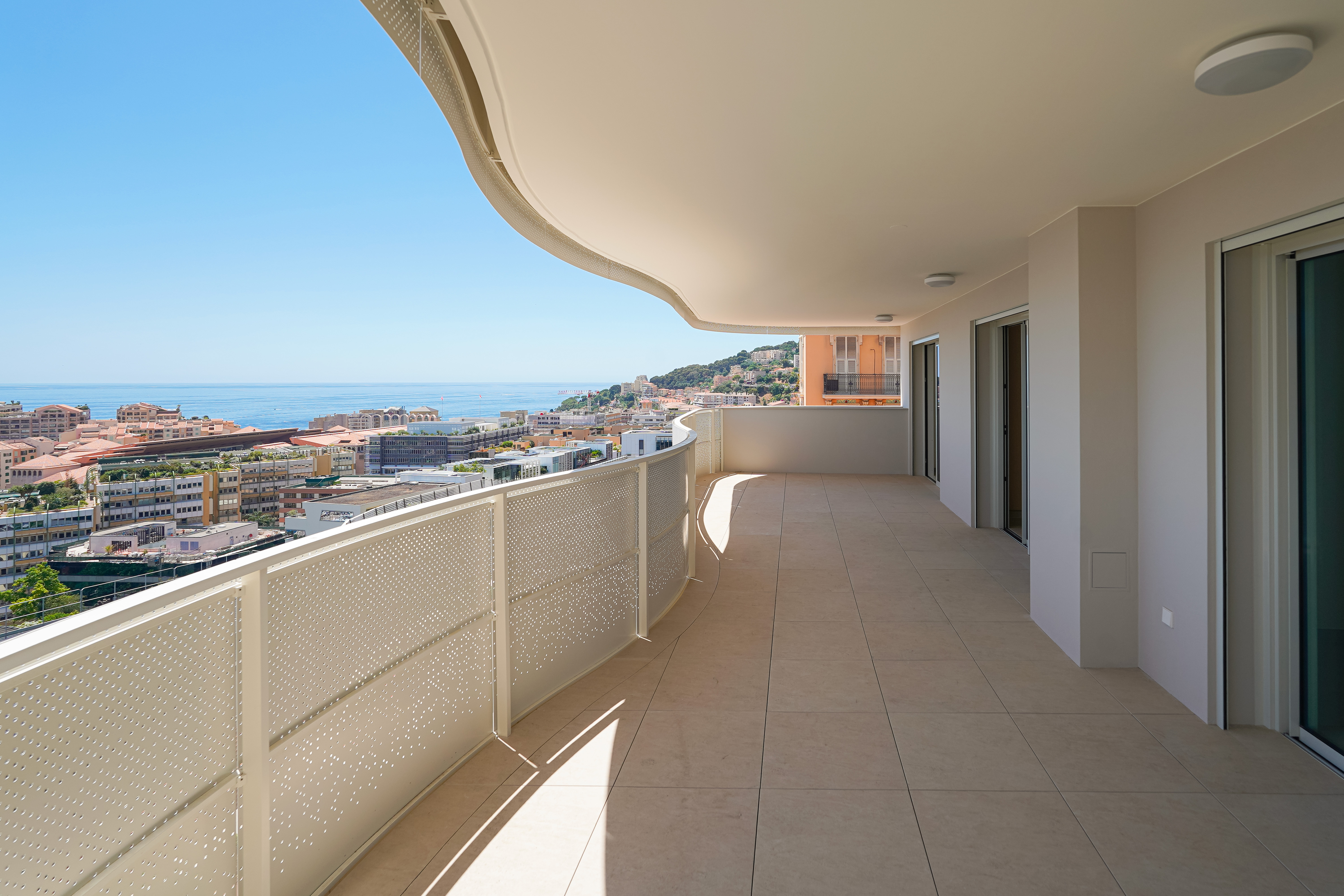 nTYEf_terrasse-2-valeri-agency-barnes-monaco-1781881042.jpg