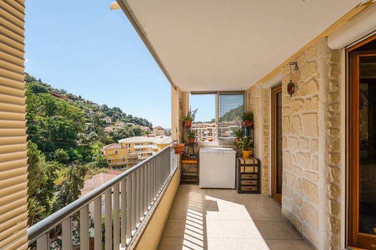 MENTON BORRIGO - 4 PIECES - CAVE ET PARKING