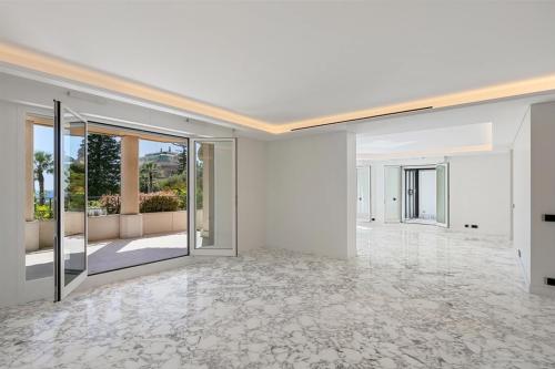 APPARTEMENT 5 PIECES DE GRAND STANDING