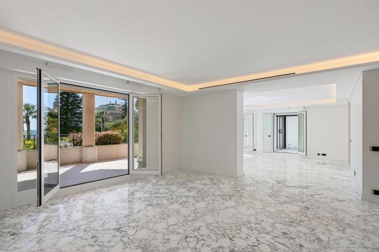 APPARTEMENT 5 PIECES DE GRAND STANDING