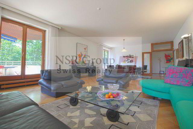 ogYgN_lookmove_235033006_2.jpg