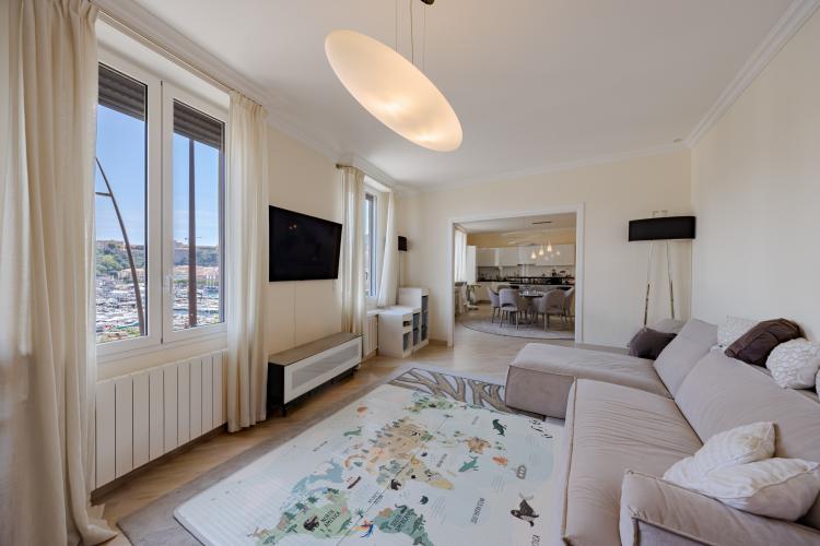 GRAND 6 PIECES VUE SUR LE PORT