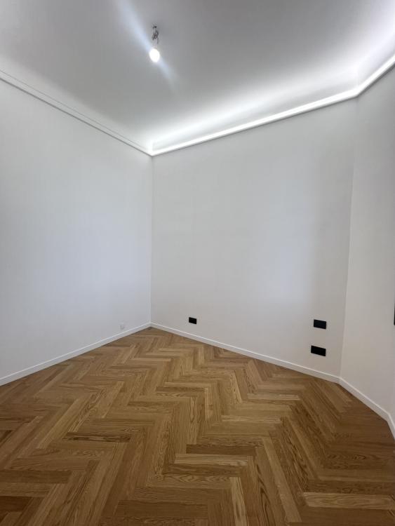MAGNIFIQUE 5 PIÈCES RÉNOVÉ - FRANZIDO PALACE