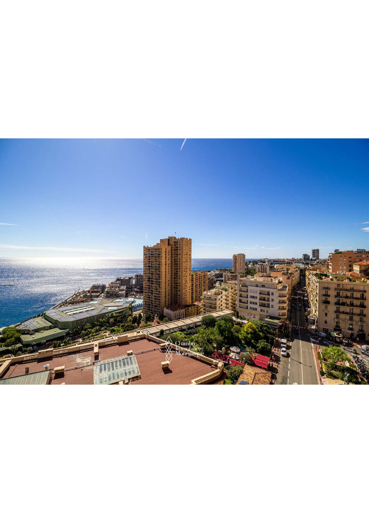 MONTE-CARLO – 2P RÉNOVÉ AVEC VUE PANORAMIQUE – LE CONTINENTAL
