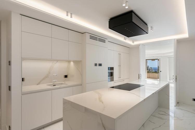 APPARTEMENT 5 PIECES DE GRAND STANDING