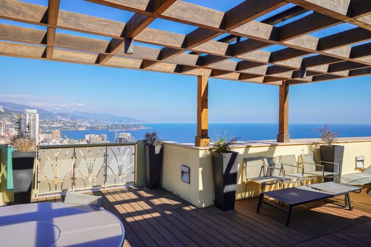QoIWq_terrasse-vue-mer-villa-les-pins-barnes-monaco-1773680630.jpg
