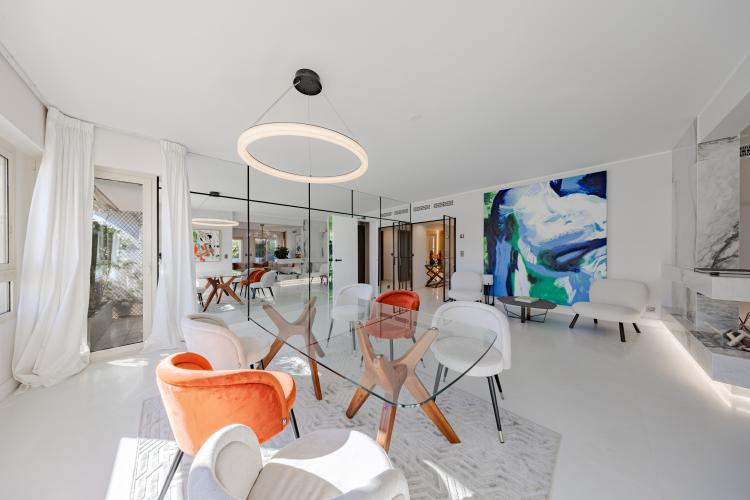 MAGNIFIQUE PENTHOUSE RENOVE