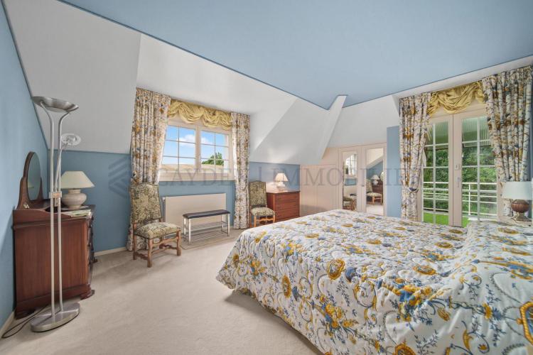 t8Oqa_lookmove_227193674_3.jpg