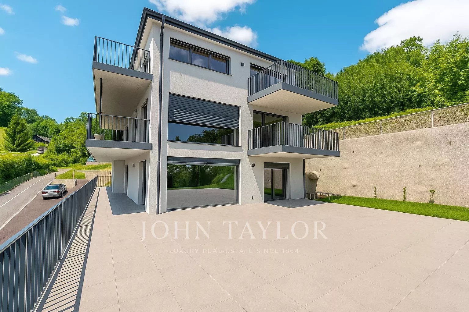 Appartement NEUF de 150m2 avec jardin privatif de 340M2