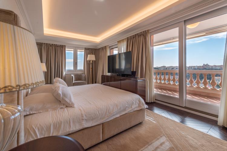 VILLA DE ROME - Appartement de maître - Vue mer