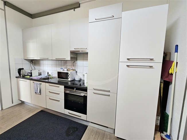 uDg9m_lookmove_235631094_6.jpg