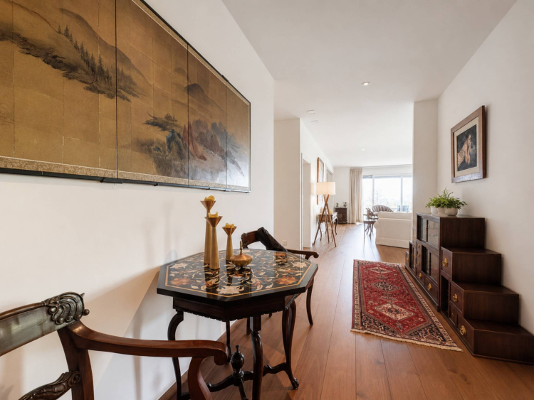 Appartement de standing de plus de 360 m2 avec vue sur le lac